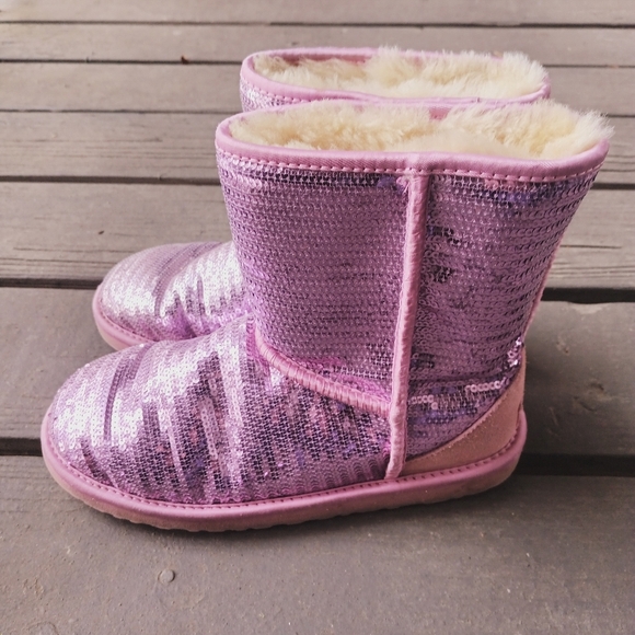 UGG Classic Short Sparkles Pink Sequins Boots Women's Size 6 - Picture 3 of 9